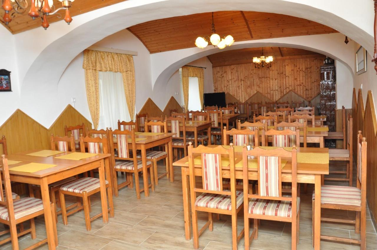 Bed and Breakfast Gloriett Panzio Fertoboz Экстерьер фото