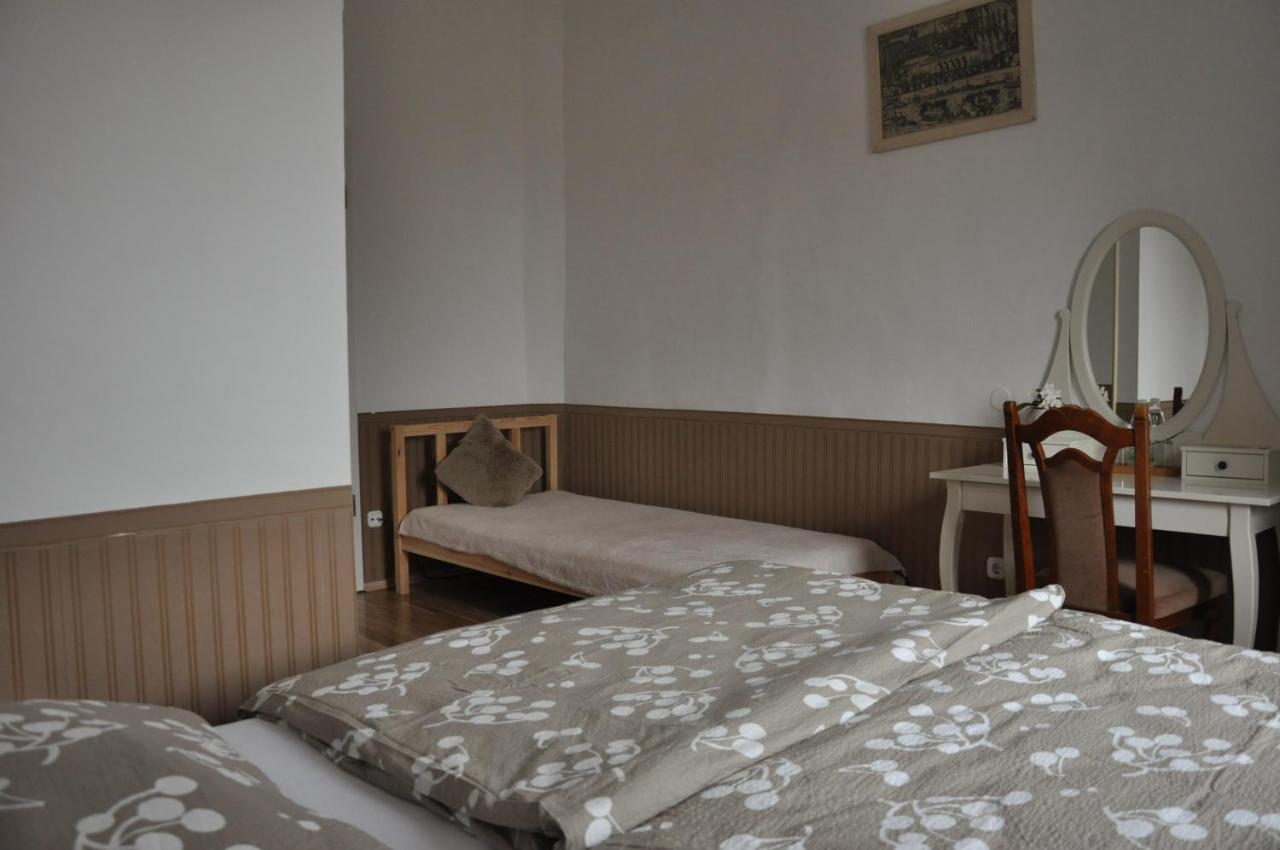 Bed and Breakfast Gloriett Panzio Fertoboz Экстерьер фото